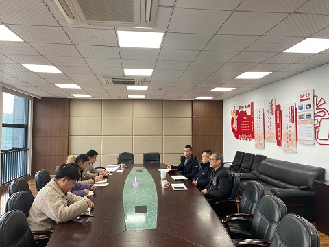 金属公司党支部召开组织生活会