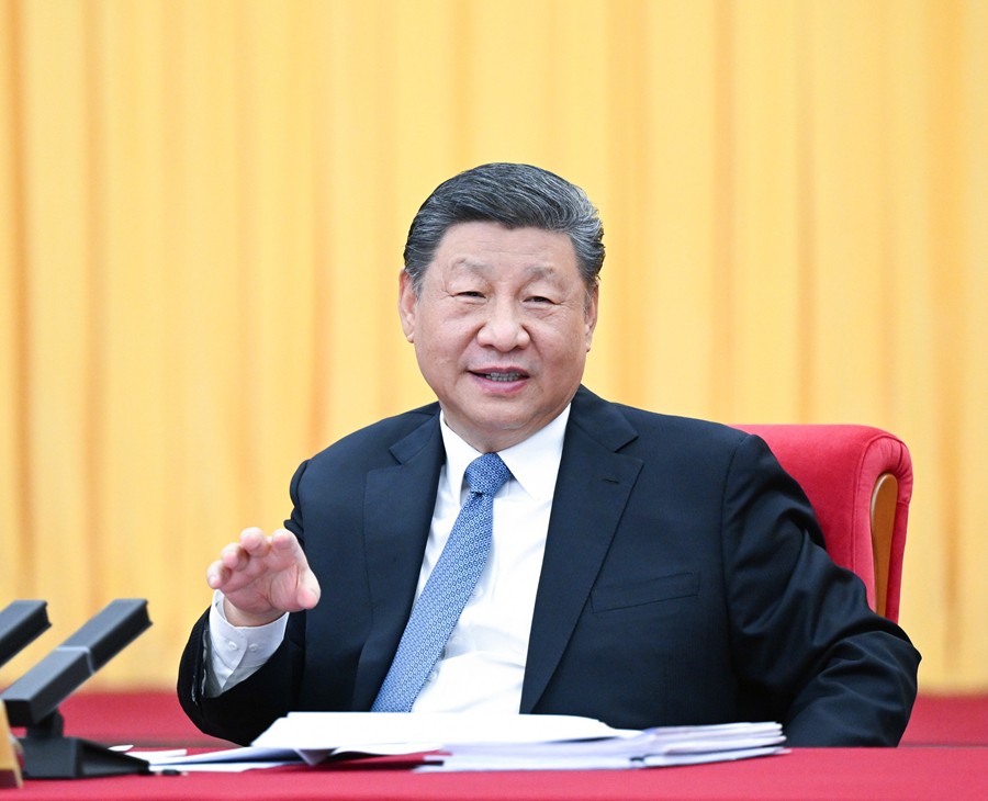 习近平：强化教育对科技和人才支...
