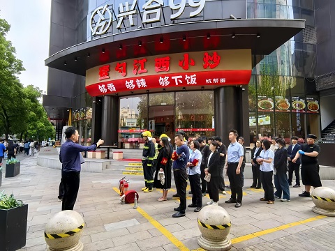 争分夺秒 百密无疏——兴合商管...